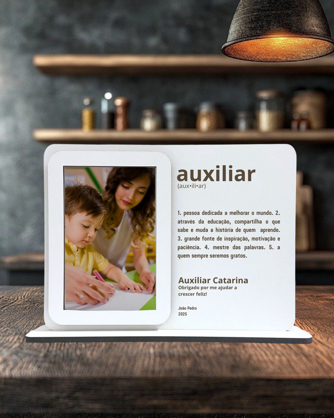 Moldura com definição Educadora / Auxiliar