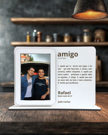Moldura com definição amigo/amiga/amizade
